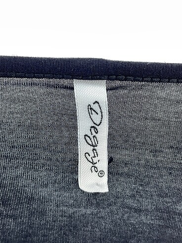 universal Beden siyah Renk Diğer T-shirt %70 İndirimli.