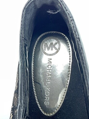 38 Beden çeşitli Renk Michael Kors Espadril %70 İndirimli.