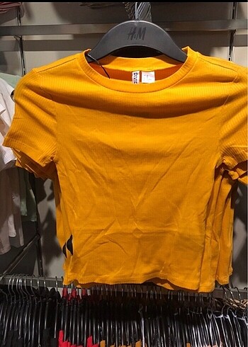 H&M HARDAL SARISI ÇİZGİLİ M BEDEN TSHİRT