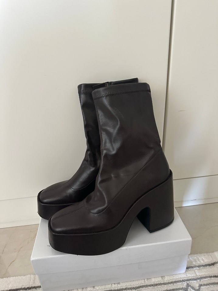 ZARA Kahverengi Deri Platform Topuklu Kadın Bot - Görsel 3