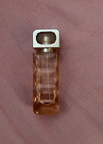 Kadın Parfümü Şişesi Hugo Boss