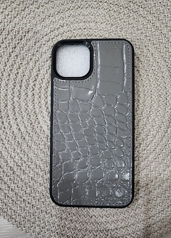 Apple 13 düz 