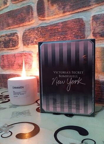 Victoria's Secret Bombshell New York - Görsel 5