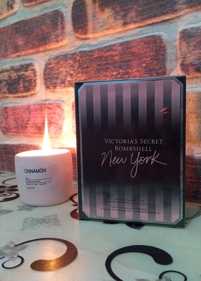 Victoria's Secret Bombshell New York - Görsel 5