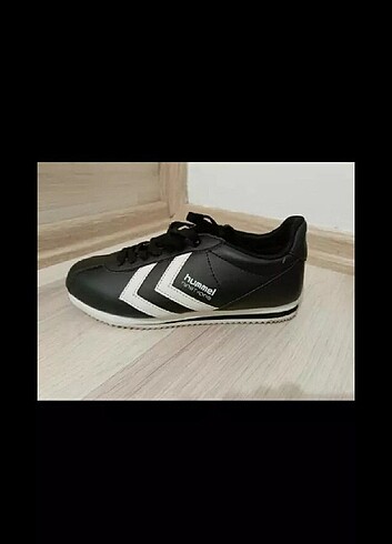 HUMMEL KADIN AYAKKABI