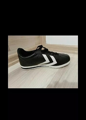38 Beden HUMMEL KADIN AYAKKABI