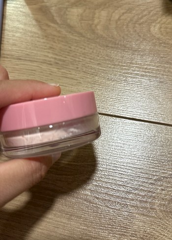 Technic Pembe Aydınlatıcı Sabitleyici Pudra - Görsel 2