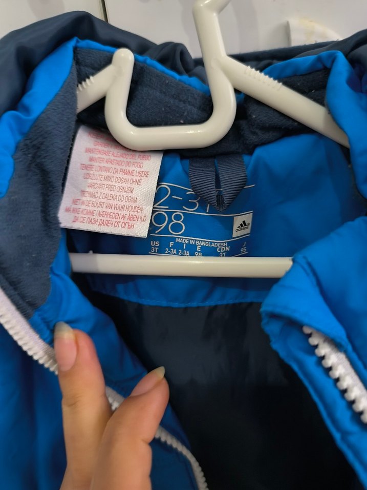 Erkek Çocuk Kapüşonlu Mavi Fermuarlı Mont - Görsel 4