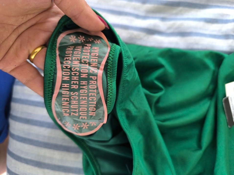 Yeşil Parlak Pilili mayo - Görsel 4