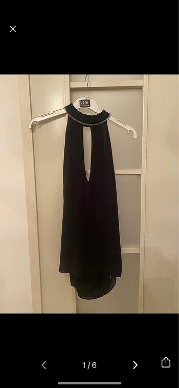 Zara sırtı açık taşlı bluz