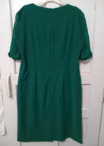 Dantel Detaylı Yeşil Midi Abiye Elbise - Görsel 2