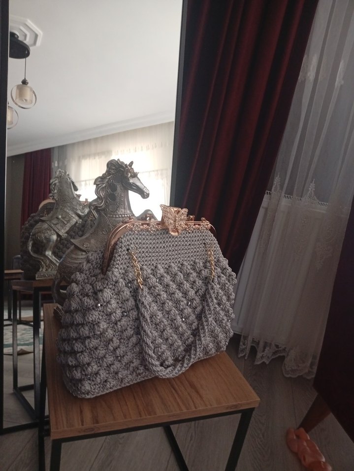 Gri Örgü Kadın Çanta el emeğidir - Görsel 2