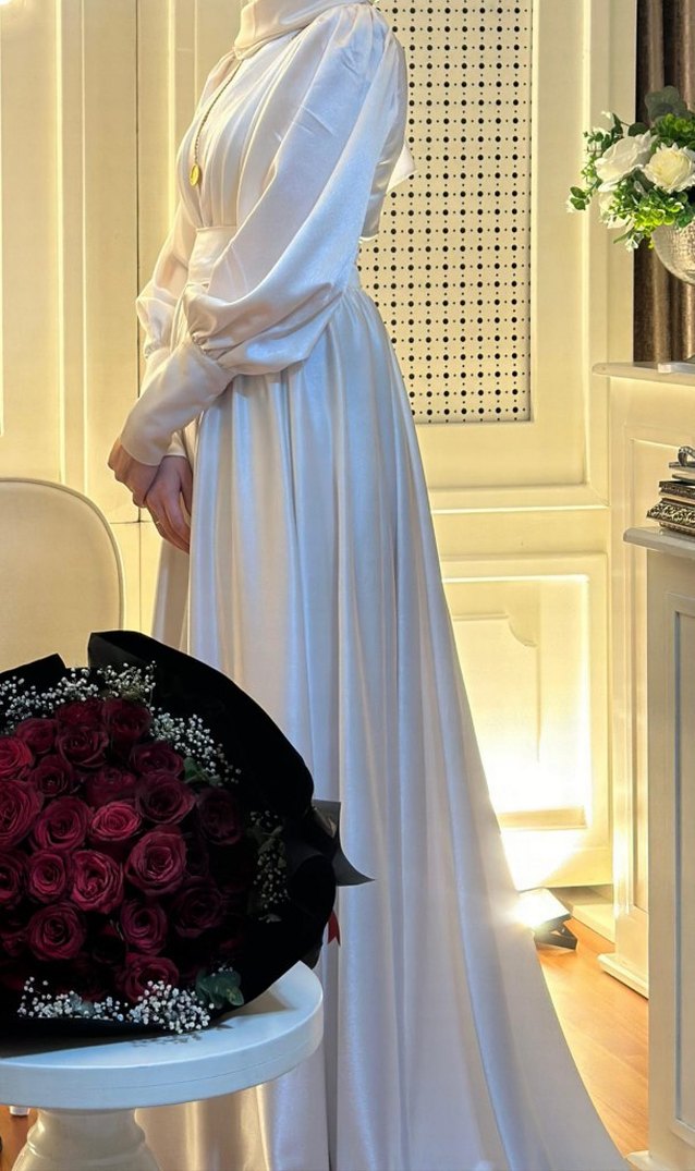 Uzun Beyaz A Kesim Yüksek Yakalı Gelinlik - Görsel 4