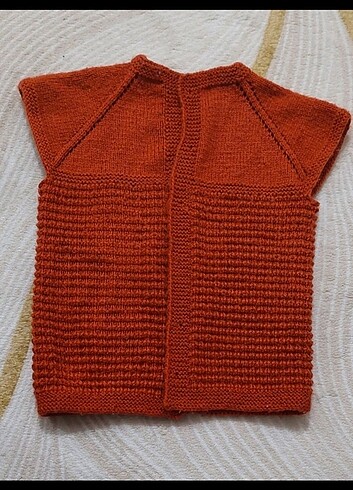 Kız bebek yelek
