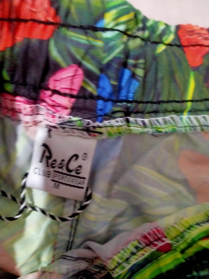 Renkli Kelebek Desenli Deniz Şortu - Görsel 4