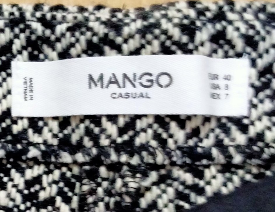 Gri Mini Dar Kesim Şort - Görsel 4