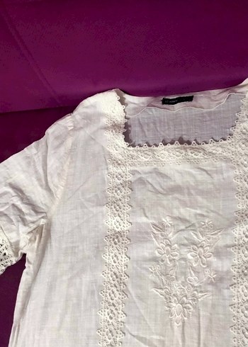 Dantel Detaylı Beyaz Keten Bluz - Görsel 2