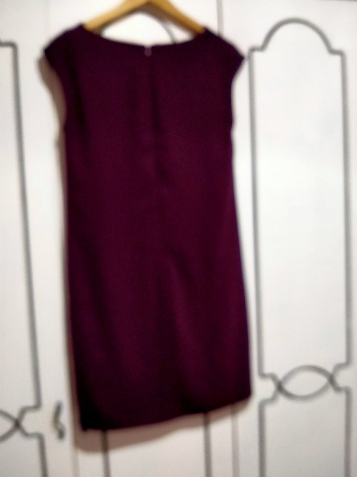 Mürdüm rengi Kolsuz Midi kumaş Elbise - Görsel 2