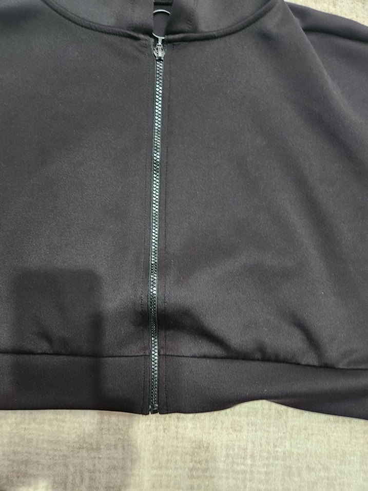 Siyah Kapüşonlu Fermuarlı Mini Sweatshirt - Görsel 4