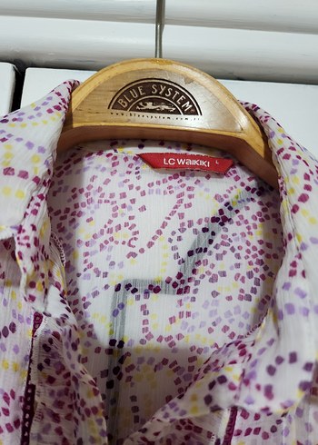 Mor Tonlu Fırfırlı Kısa Kollu Şifon Gömlek - Görsel 3