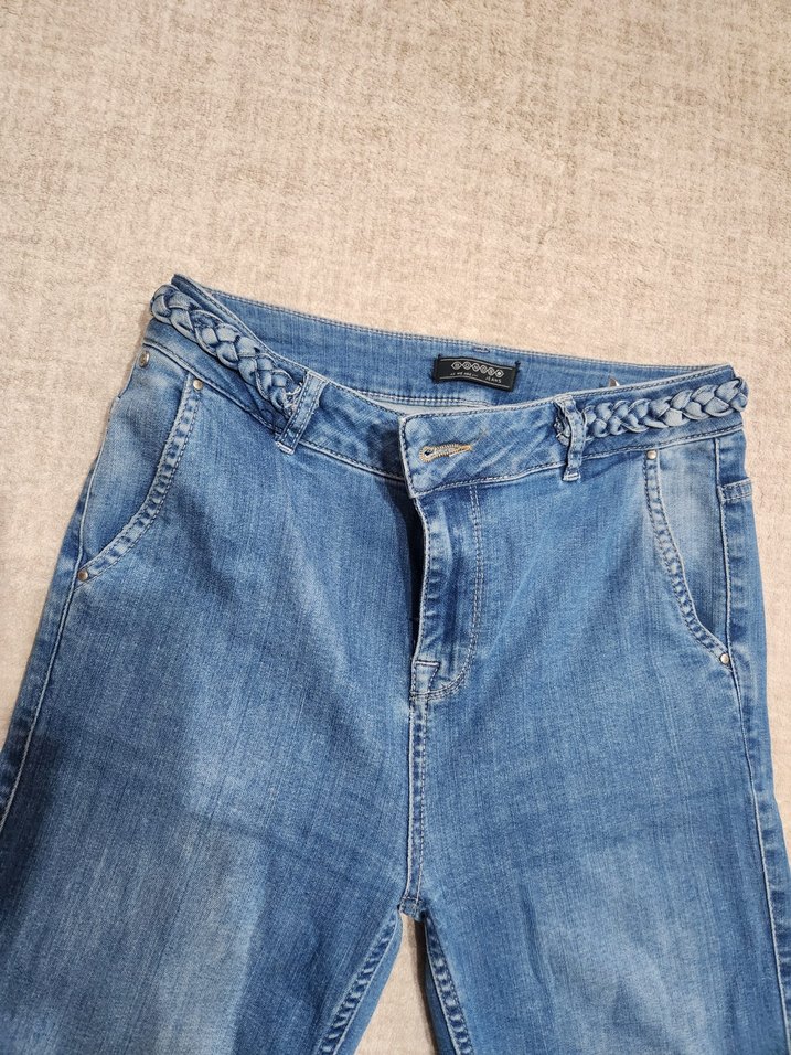 Bel Detaylı Bol Kesim Kadın Kot Pantolon - Görsel 2