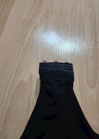 sporcu sütyeni önden fermuarlı medikal sütyen olarak da geçiyor - Görsel 4