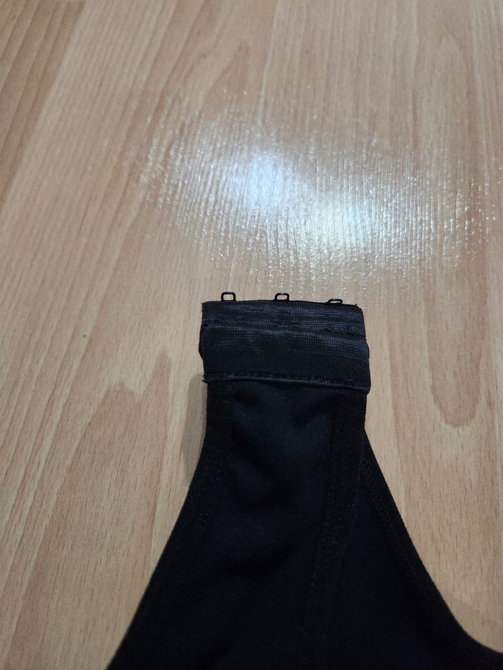 sporcu sütyeni önden fermuarlı medikal sütyen olarak da geçiyor - Görsel 4