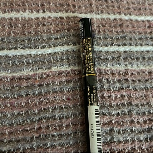 L'Oreal Süper Liner Dövme İmzalı Eyeliner - Ekstra Siyah - Görsel 6