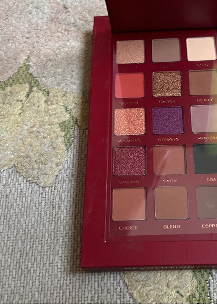 Revolution Pro Far Paleti X Nath Limited Edition - Görsel 3