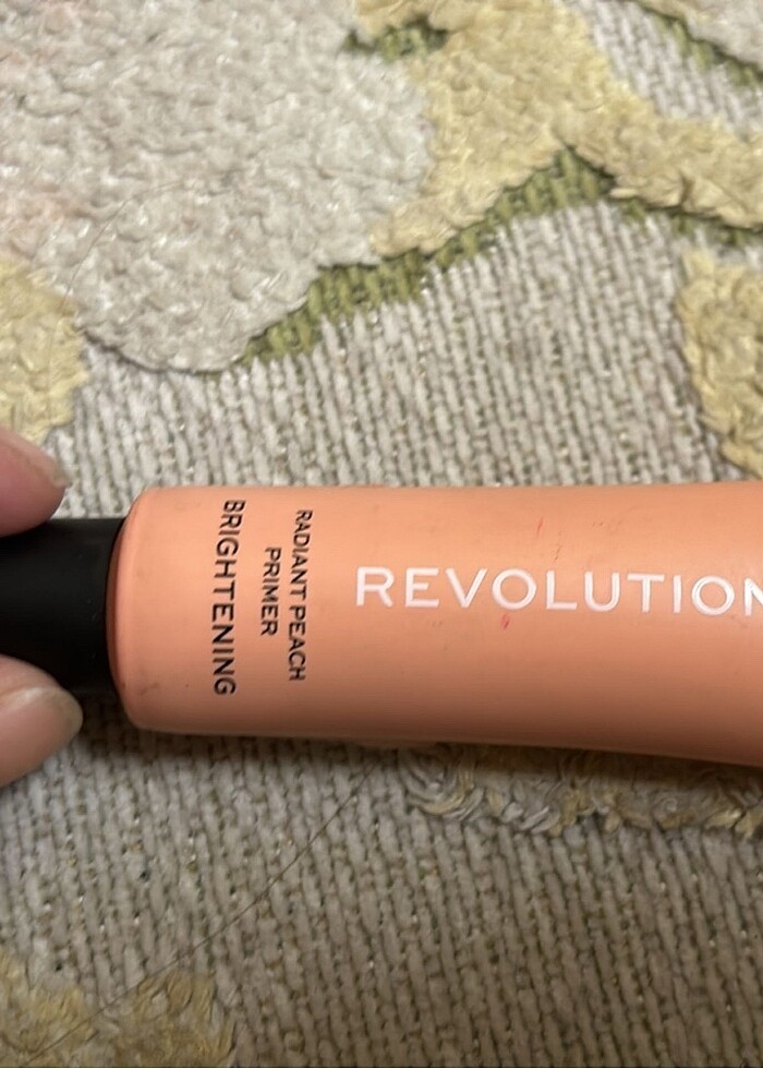 Revolution Pro makyaj bazı - Görsel 2