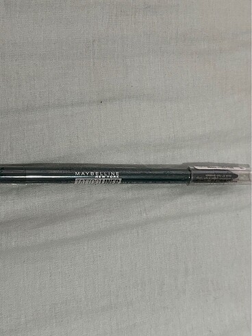 Beden Renk Maybelline Tattoo Liner Jel Göz Kalemi - 932 Intense Green