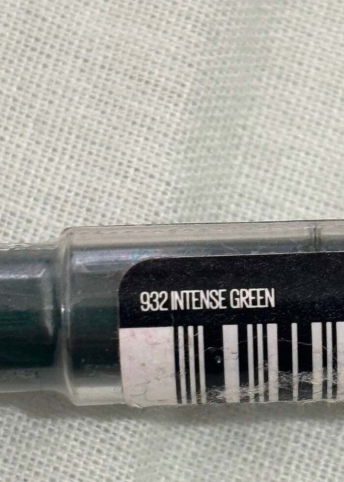 Maybelline Tattoo Liner Jel Göz Kalemi - 932 Intense Green - Görsel 3
