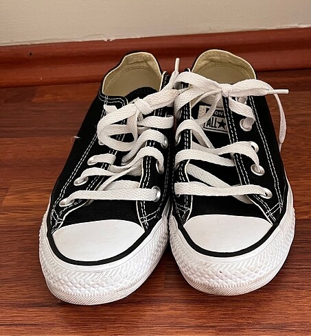Converse spor ayakkabı