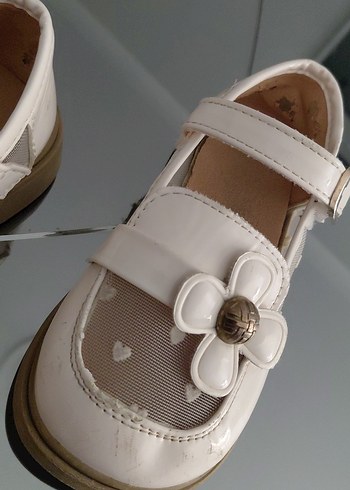 Kız Çocuk Beyaz Tokalı Babet - Görsel 3