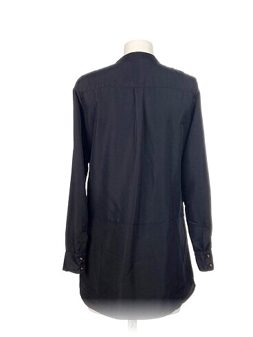 m Beden Mudo Bluz %70 İndirimli.