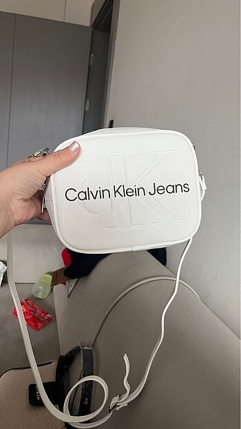 Orijinal Calvin Klein beyaz çanta