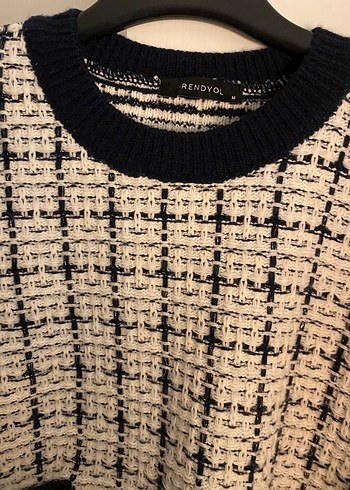 Trendyol & Milla Milla crop kazak