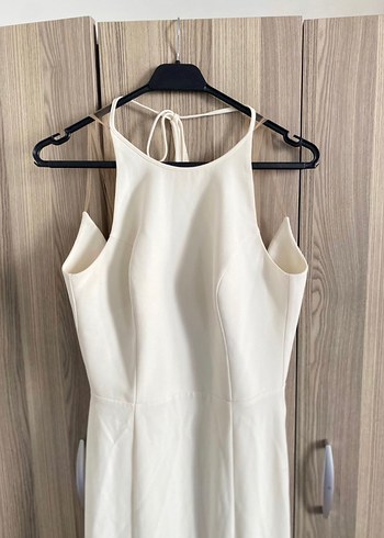 Uzun Beyaz Elbise - Görsel 2