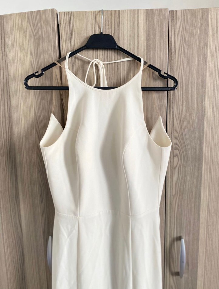 Uzun Beyaz Elbise - Görsel 2