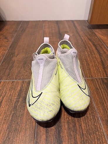 34 Beden Nike phantom çocuk krampon