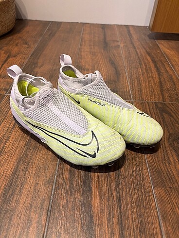 Nike phantom çocuk krampon