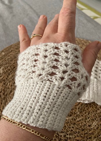 Dantel Detaylı Beyaz Örgü Kadın Eldiveni - Görsel 2