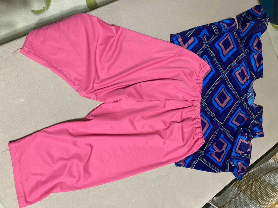 Renkli Desenli ve Pembe havuz mayosu - Görsel 3