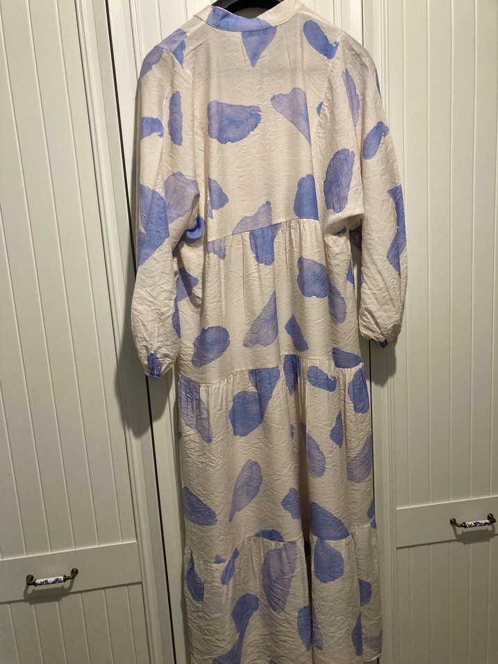 Kadın Mavi Batik Desenli Uzun Keten Elbise - Görsel 4