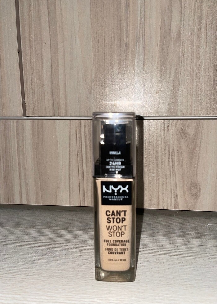 NYX Vanilla 24 Saat Kalıcı Profesyonel Fondöten - Görsel 5
