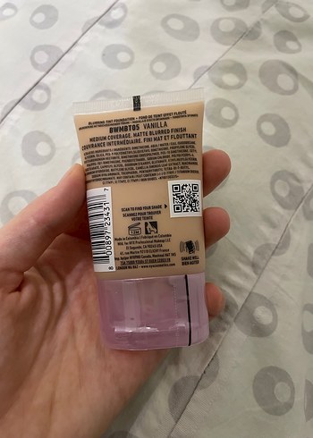 NYX Bare With Me Blur Ciltte Filtre Etkili Fondöten - Görsel 2