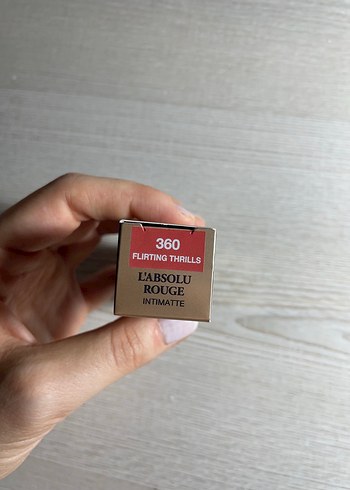 Lancome Yumuşak Dokulu Mat Ruj - Görsel 4