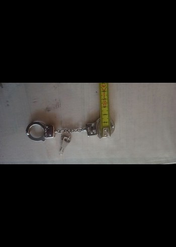 Gri Bisikletçi Tarzı Kelepçe Anahtarlık - Görsel 3