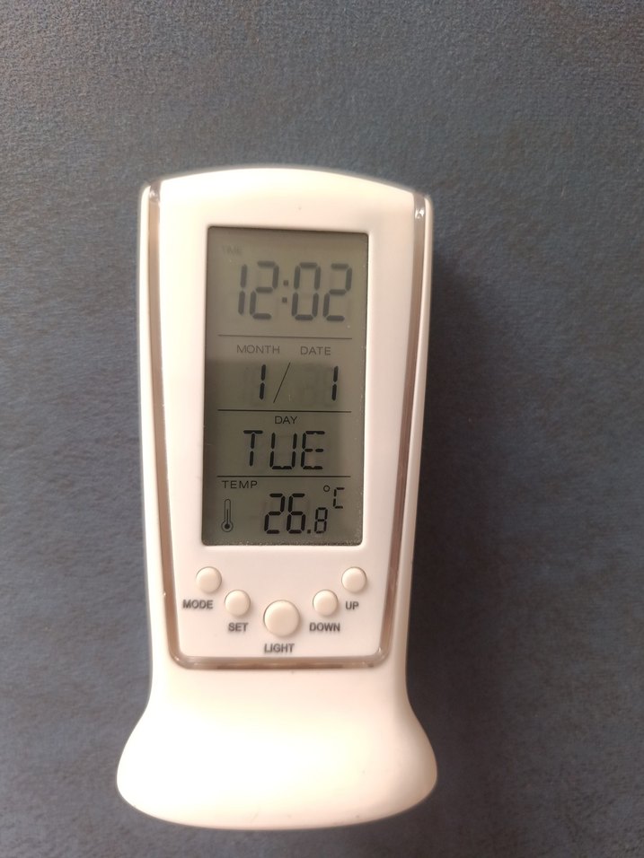 Beyaz Dijital Masa Saati ve Termometre - Görsel 2