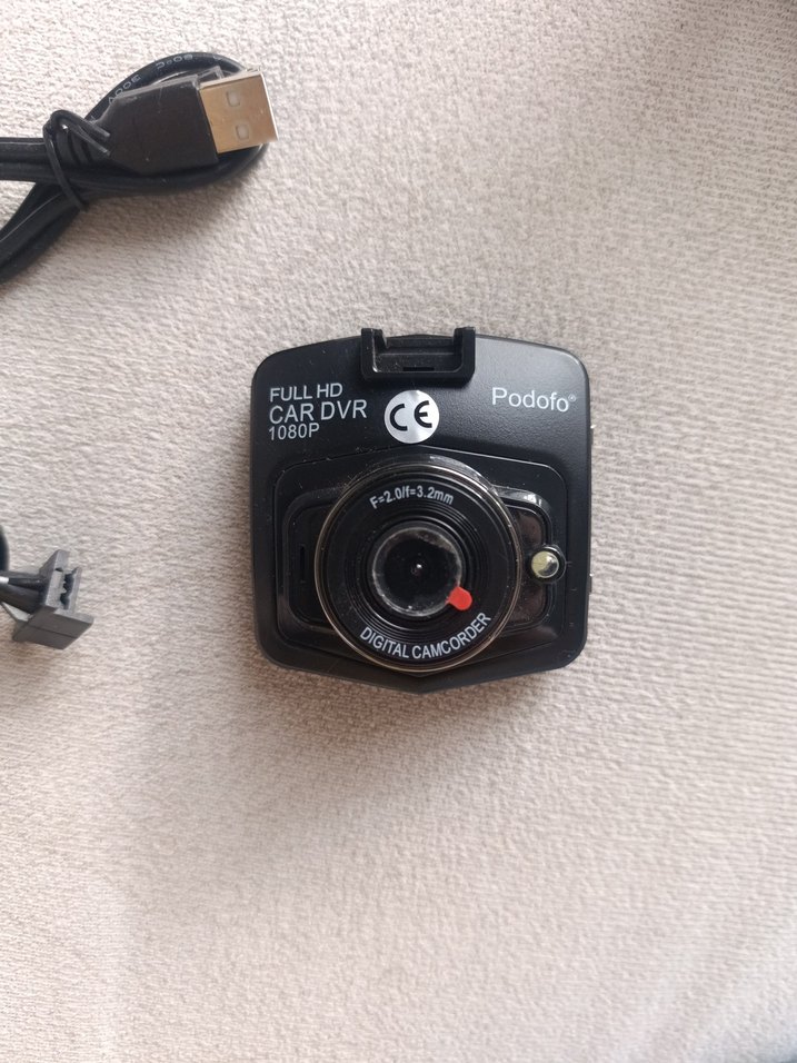 Siyah Araç Kamerası ve Vakumlu Montaj Aparatı - Görsel 5